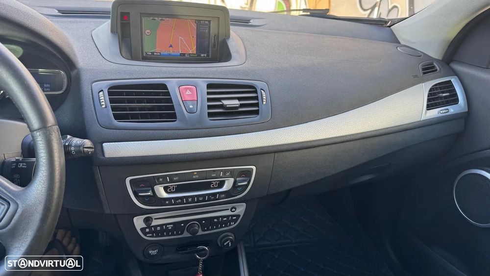 Renault Mégane Sport Tourer dCi 110 FAP Expression - 28