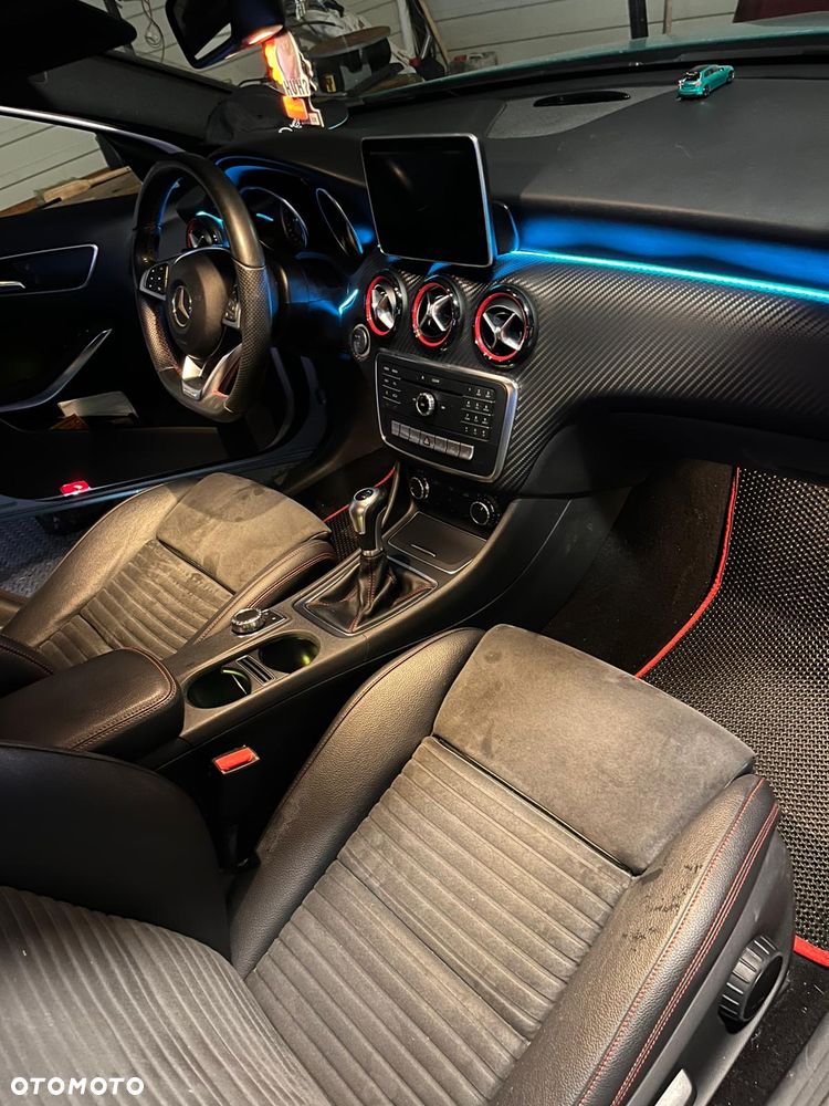 Mercedes-Benz Klasa A 250 AMG Line - 22