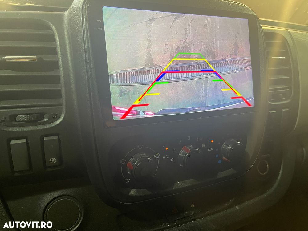 Renault Trafic - 4