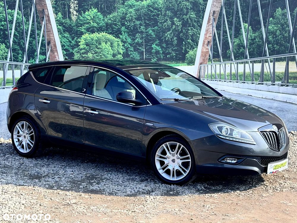 Lancia Delta 1.4 T-Jet 16v Oro - 5