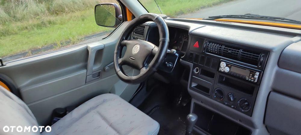 Volkswagen Transporter - 10