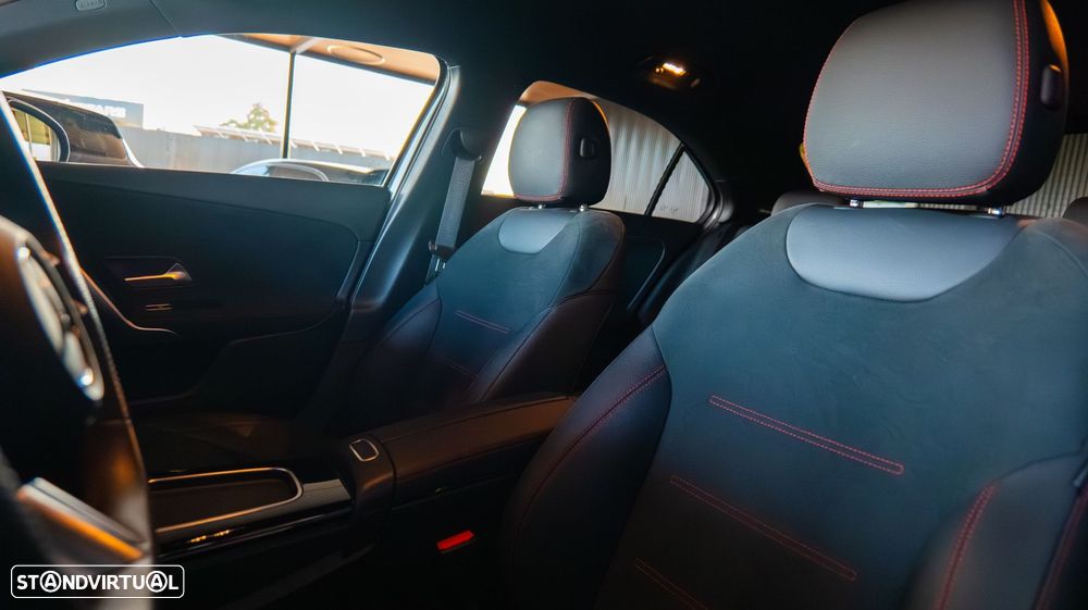 Mercedes-Benz A 200 Limousine AMG Line Aut. - 25