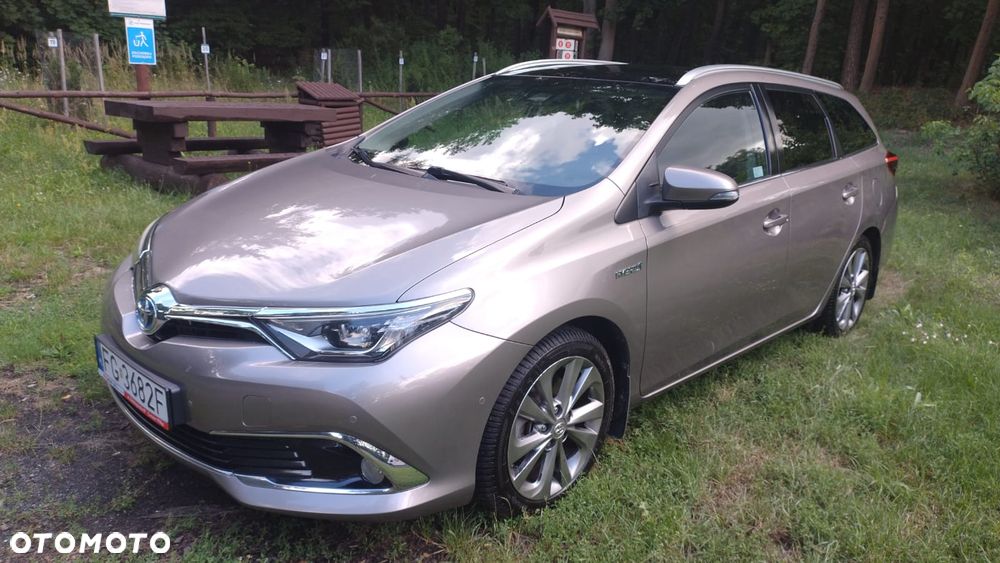 Toyota Auris 1.8 HSD Luna - 3