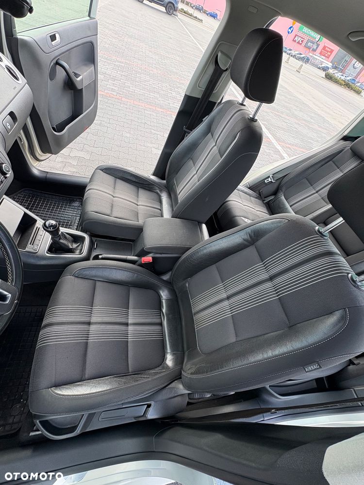 Volkswagen Golf Plus 1.2 TSI MATCH - 16