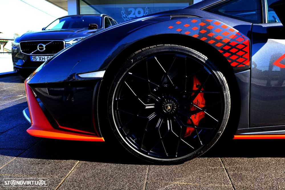 Lamborghini Huracán STO - 8