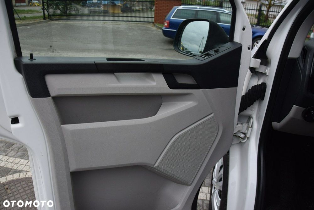 Volkswagen Transporter Caravelle DSG Kurz Highline - 35