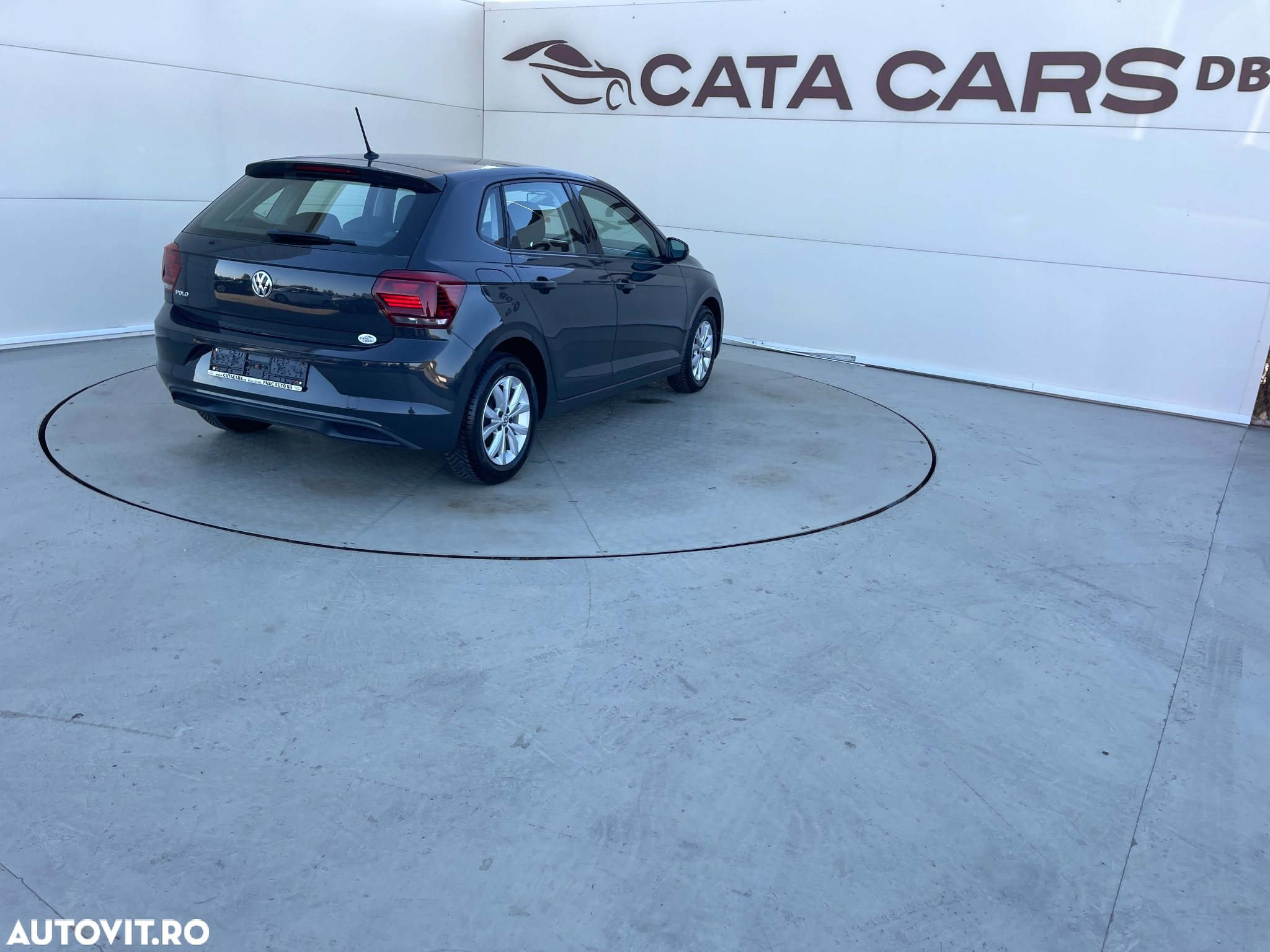 Volkswagen Polo 1.6 TDI SCR DSG Comfortline - 15