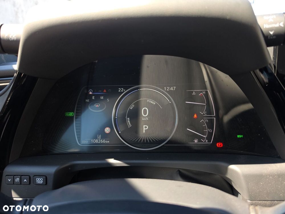 Lexus ES 300h Business Edition - 15