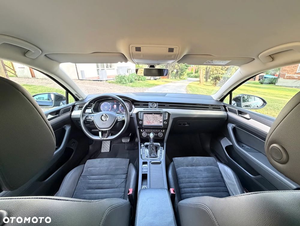 Volkswagen Passat 1.6 TDI SCR DSG - 21