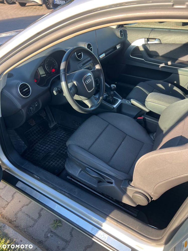 Audi A3 3-drzwiowe 1.4 TFSI Ambiente - 10