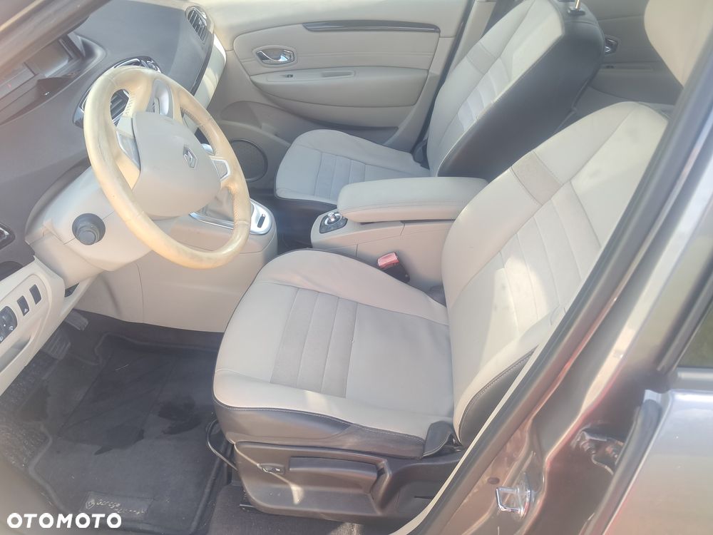 Renault Scenic dCi 150 Automatik Bose Edition - 12
