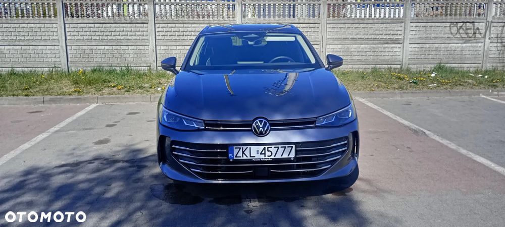 Volkswagen Passat - 8