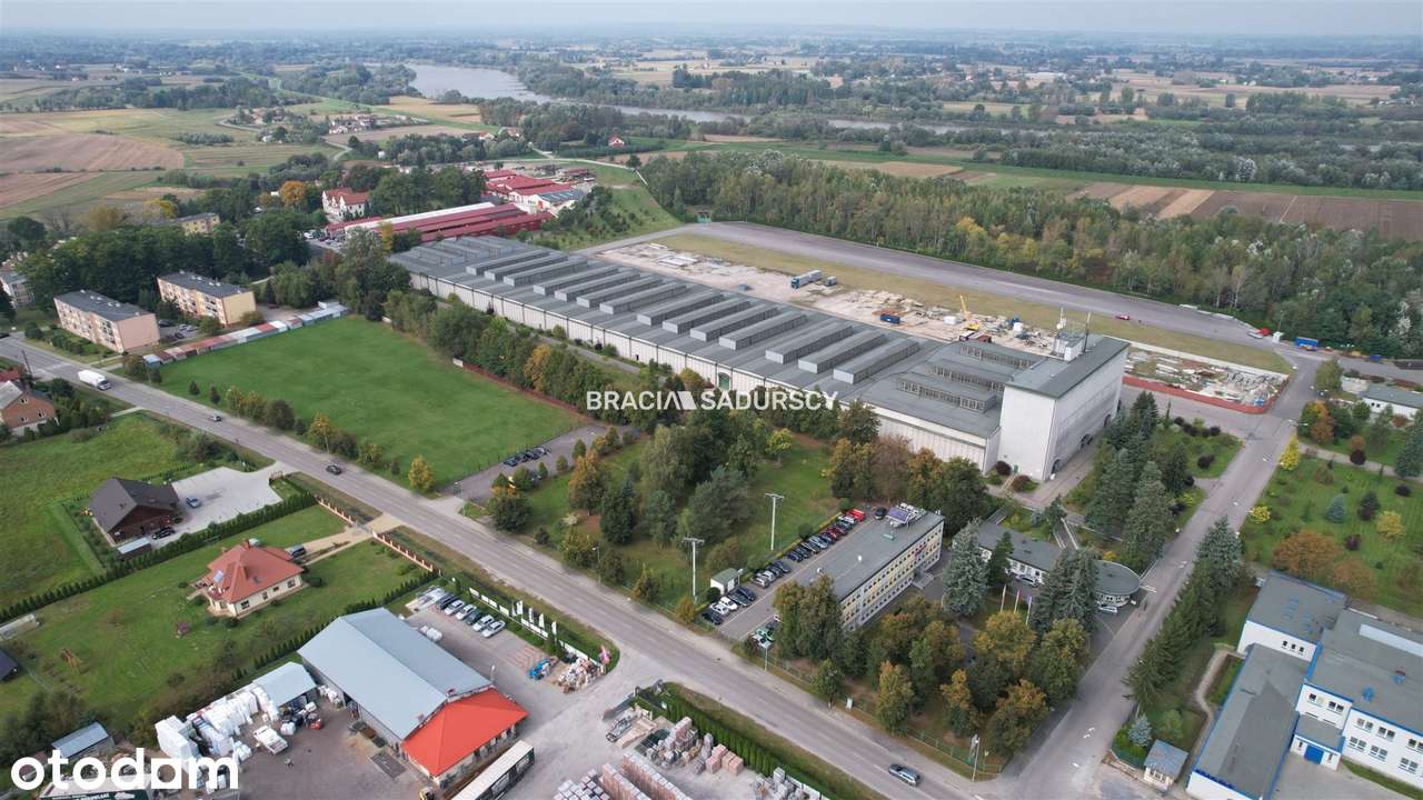 Nieruchomośc z przeznaczeniem pod fabrykę / centr - Pełny obrazek: 2/9