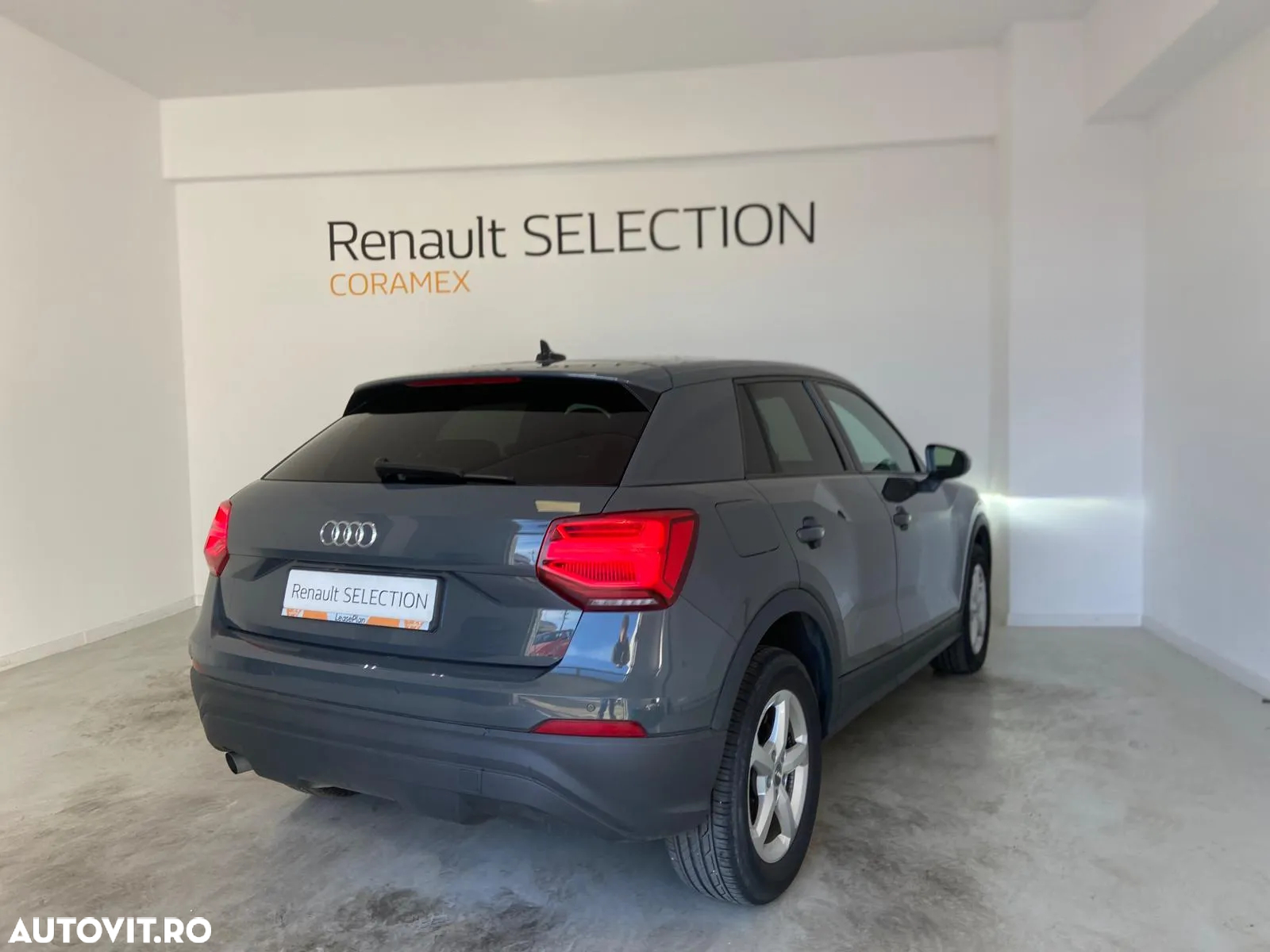 Audi Q2 1.6 30 TDI S tronic Basic - 2