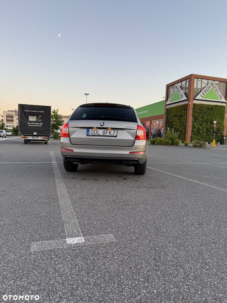Skoda Octavia 2.0 TDI (Green tec) DSG Joy - 3