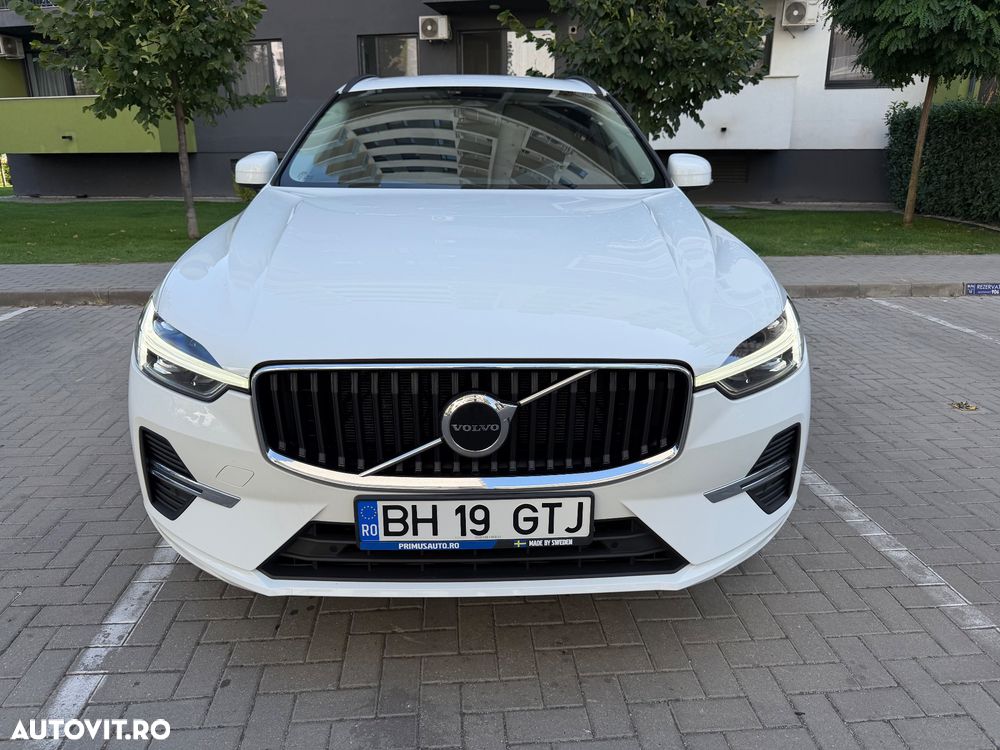 Volvo XC 60 B4 MHEV Momentum Pro - 10
