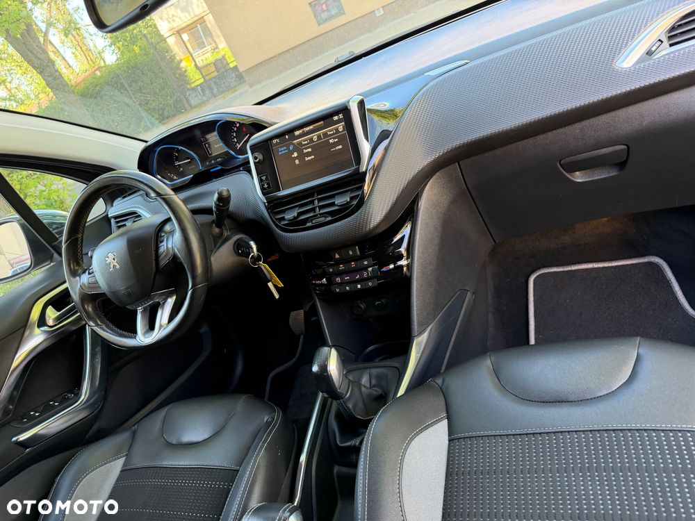 Peugeot 2008 120 VTI Allure - 18