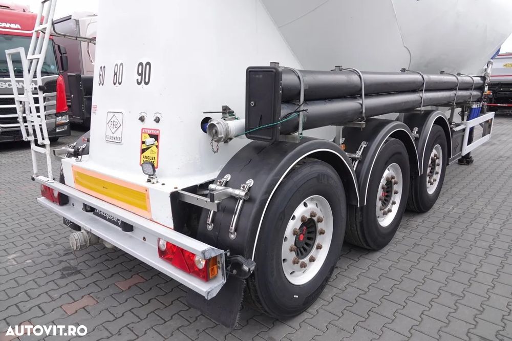 Feldbinder REMORCĂ DE CIMENT / 2 COMPARTAMENTE / 37.000 L / SILOS / PENTRU MATERIALE VRAC / AXIE DE RIFAT / SAF / JANTE DE ALIE - 13