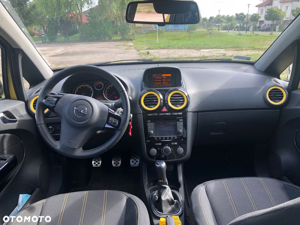 Opel Corsa - 4