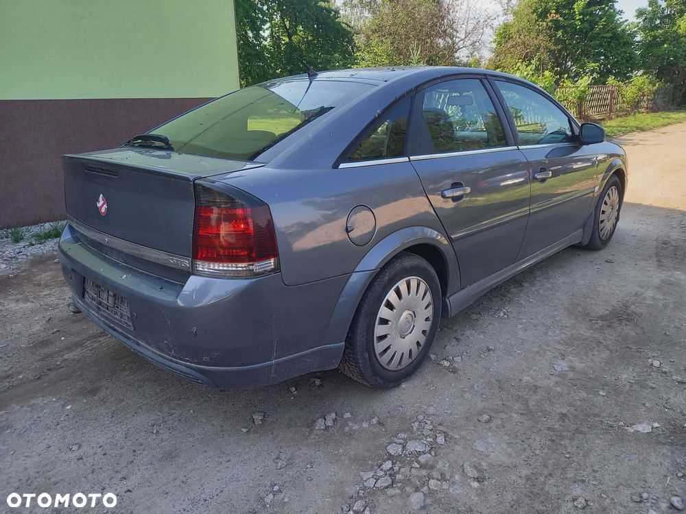 części OPEL VECTRA C 2002r. 2.2 diesel hatchback  LAMPY tył prawa lewa - 2