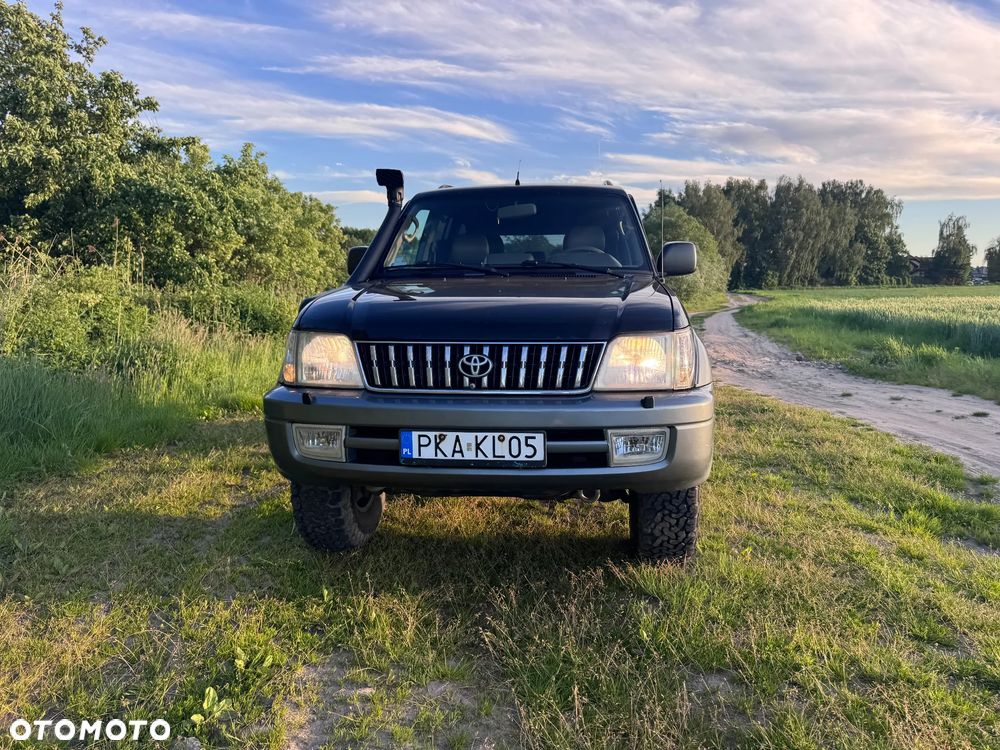 Toyota Land Cruiser - 5