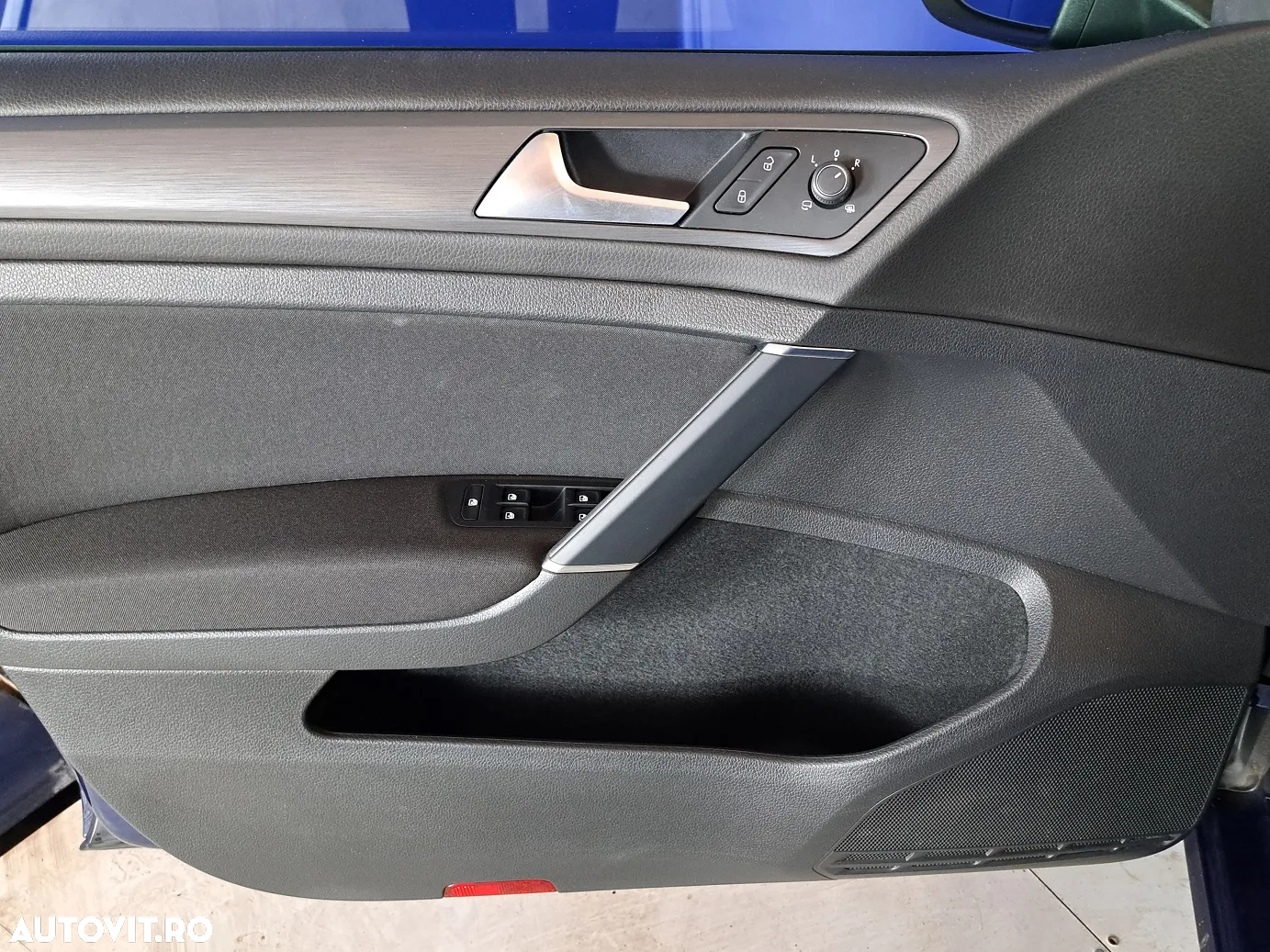 Volkswagen Golf - 9