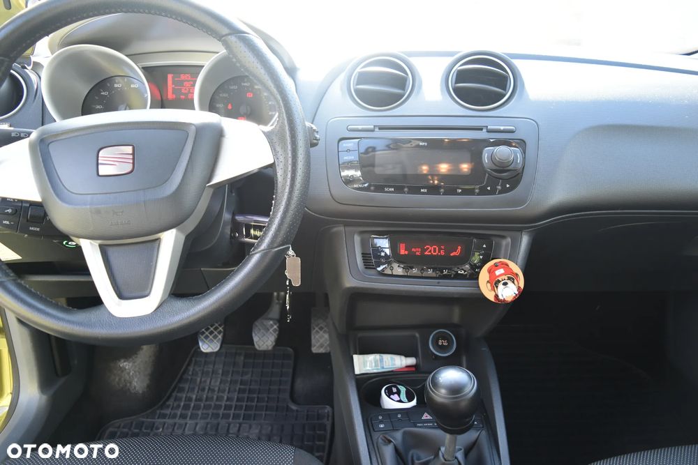 Seat Ibiza 1.6 16V Comfort Edition - 12