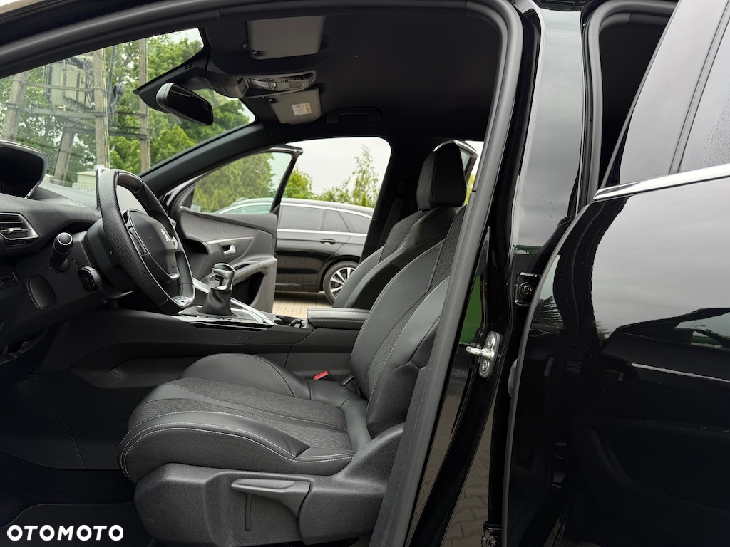 Peugeot 3008 1.5 BlueHDi GT S&S - 30