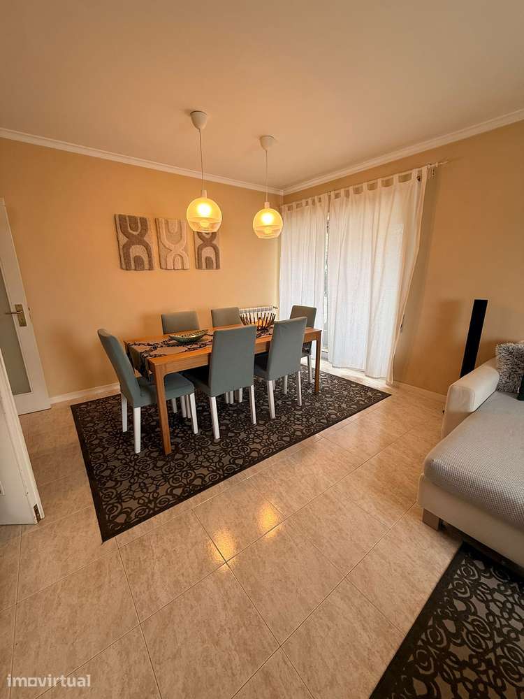 Oportunidade Única! T2 Moderno, Espaçoso e com Localização Estratégica - Grande imagem: 2/14