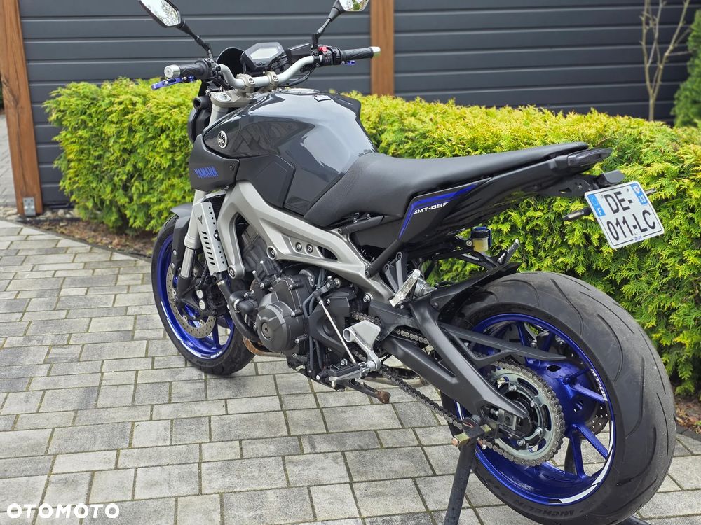 Yamaha MT - 24