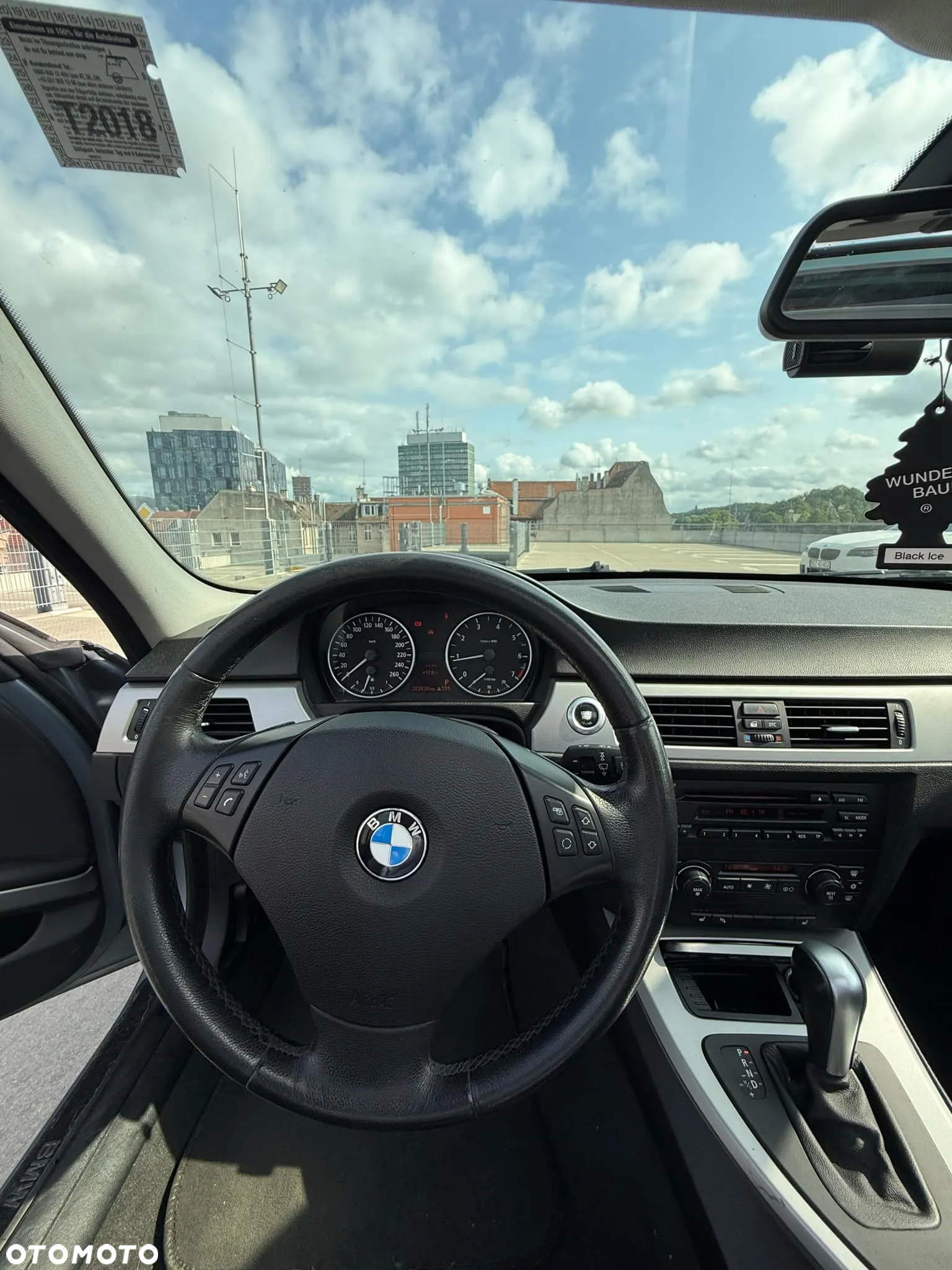 BMW Seria 3 320i Touring - 8