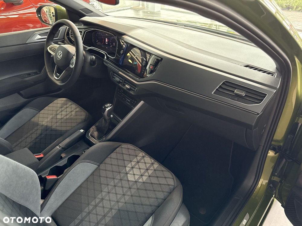 Volkswagen Taigo 1.5 TSI ACT R-Line Plus DSG - 17