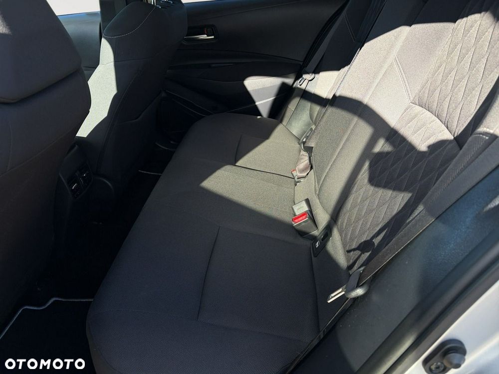 Toyota Corolla - 17