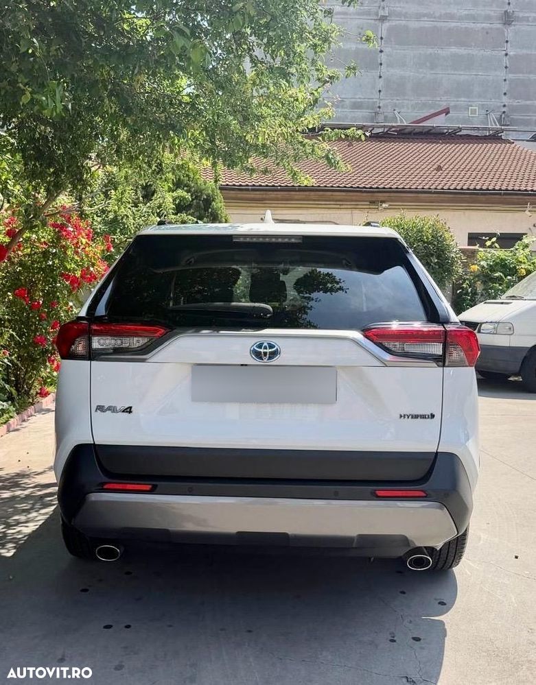 Toyota RAV4 - 2