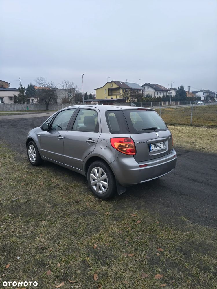 Suzuki SX4 1.5 Comfort - 5
