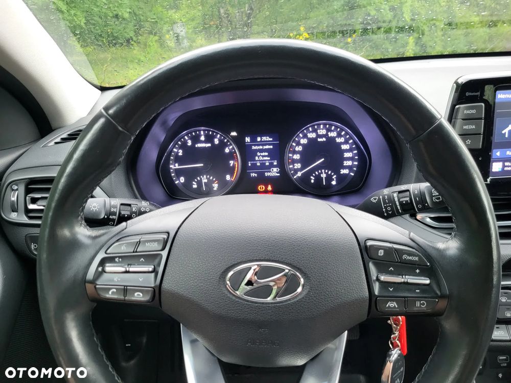 Hyundai i30 1.0 T-GDI 48V-Hybrid Trend - 11