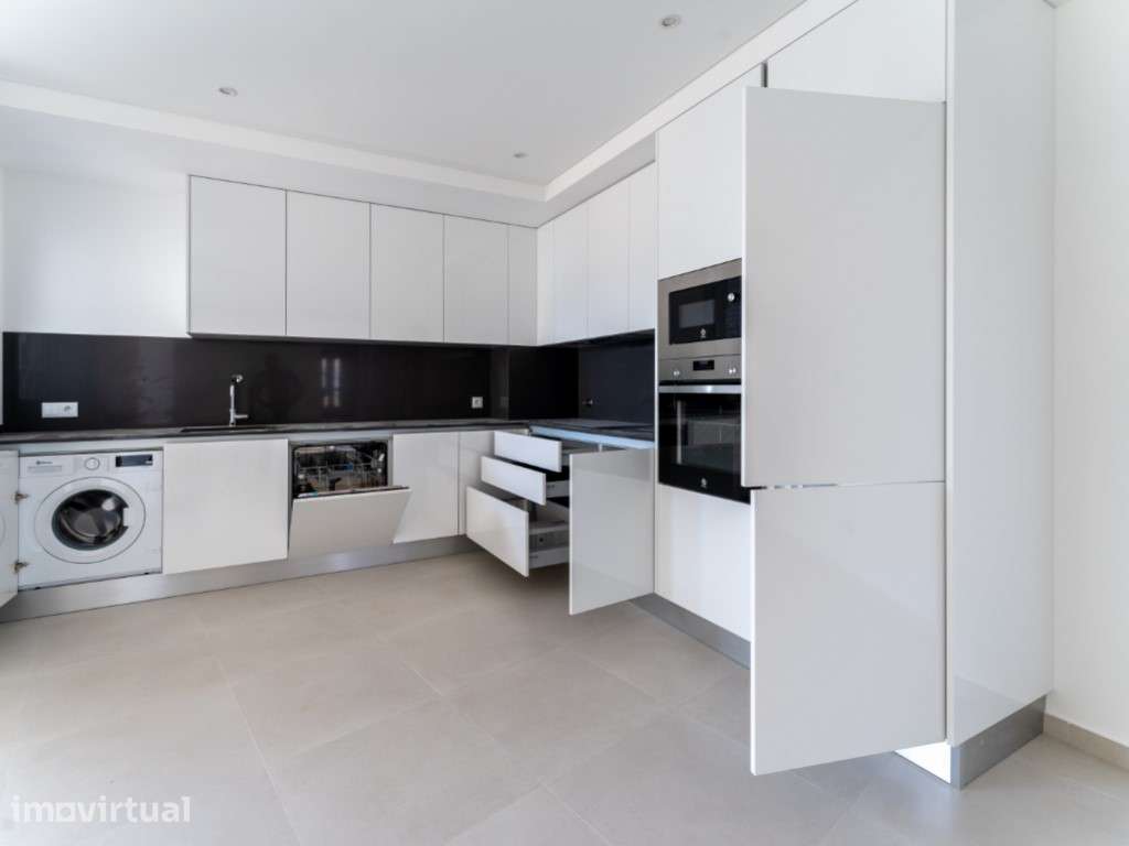 Apartamento T1 junto ao mercado- 200 mts da praia - Grande imagem: 5/57