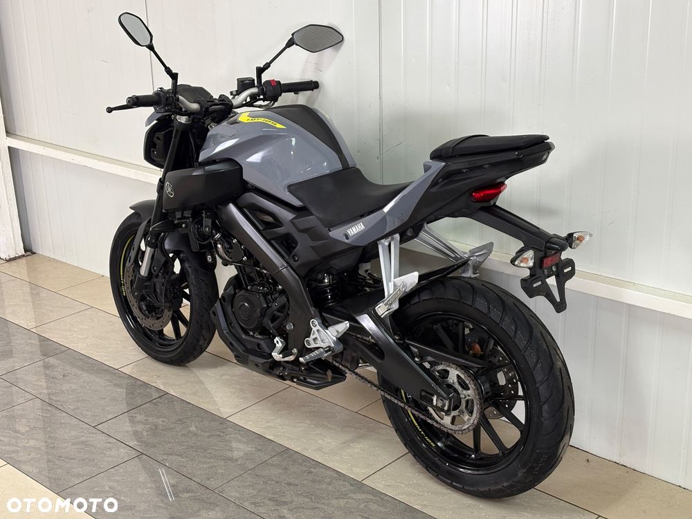 Yamaha MT - 7