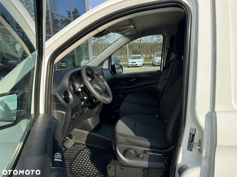 Mercedes-Benz Vito - 10