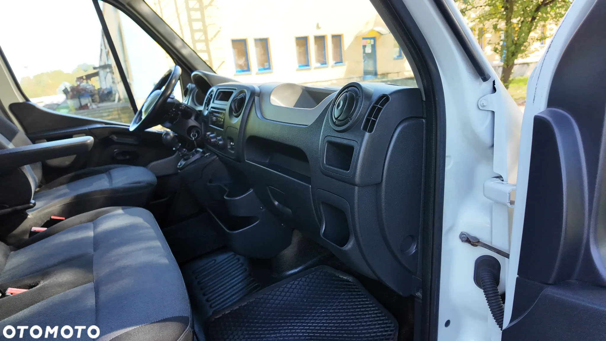 Renault Master - 24