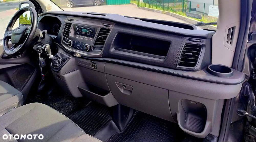 Ford Transit - 11