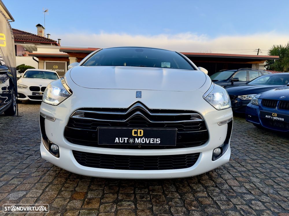 Citroën DS5 e-HDi 115 EGS6 SoChic - 25