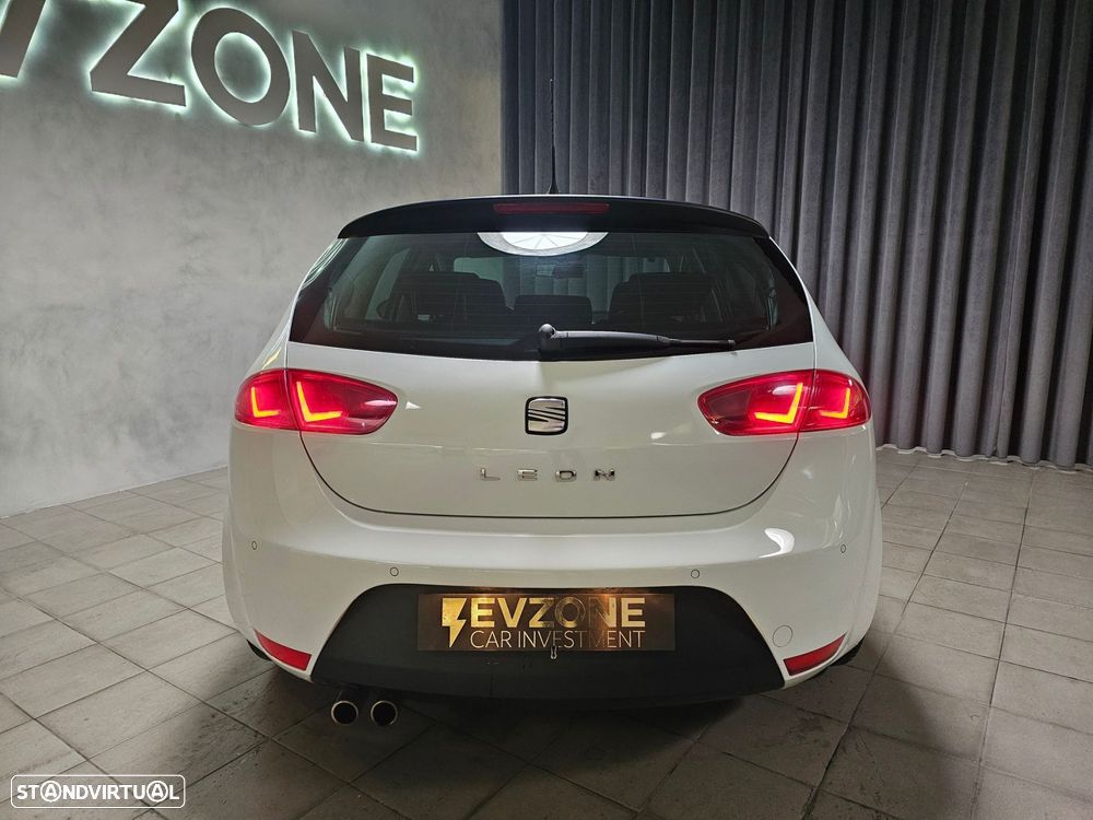 SEAT Leon 2.0 TDI FR DPF - 7