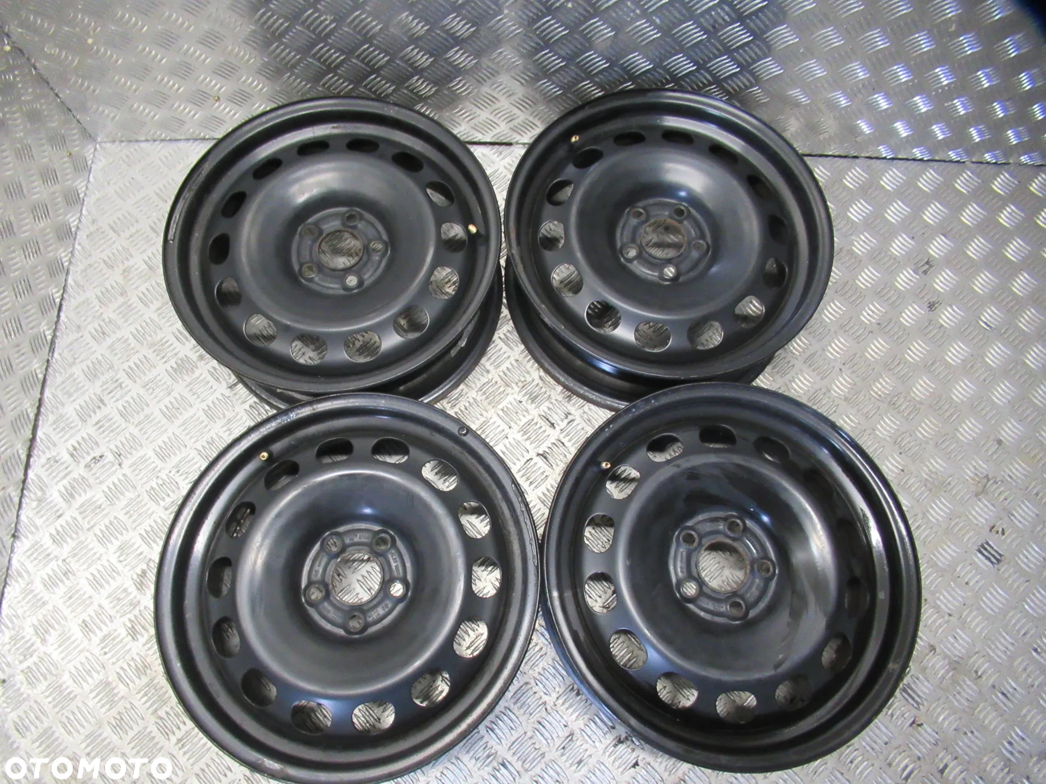 Felgi Skoda Fabia Scala Kamiq Rapid Roomster Praktik 6Jx16 et48 5x100 - 6