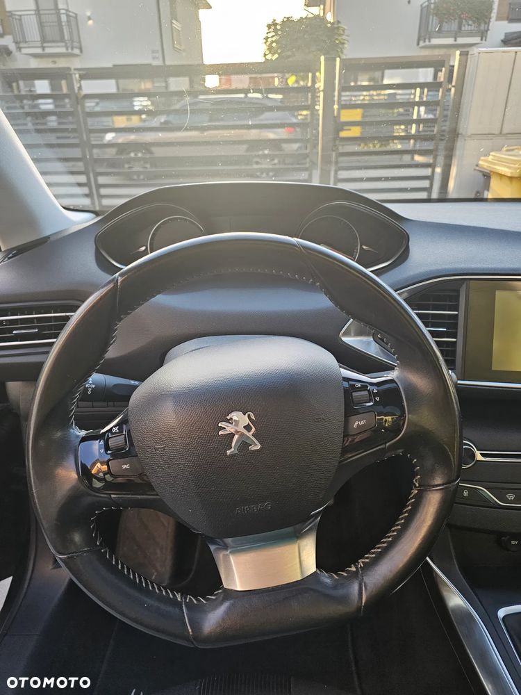 Peugeot 308 1.6 THP Allure - 14