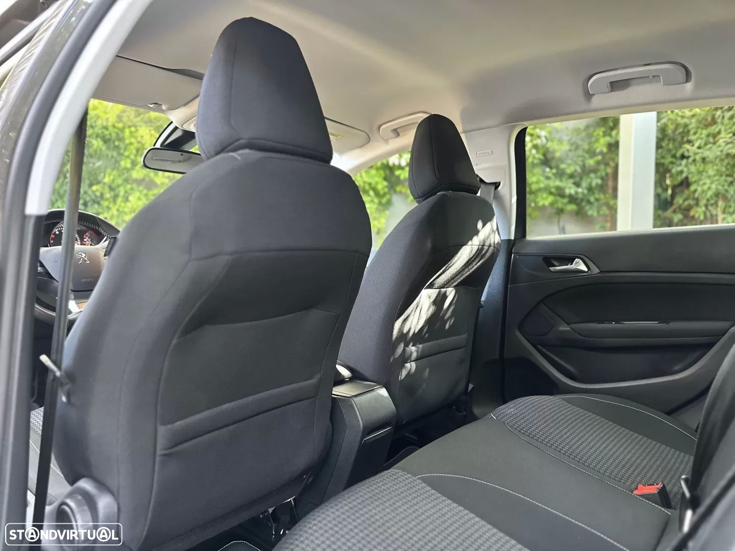Peugeot 308 PureTech 130 EAT8 Active Pack - 12