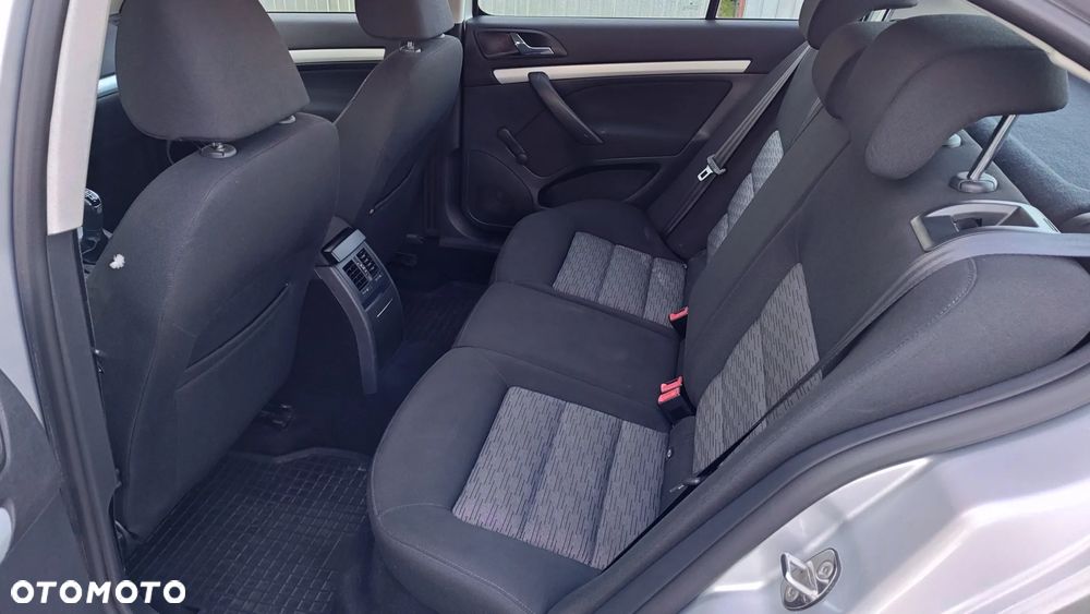 Skoda Octavia 1.4 Ambiente - 11