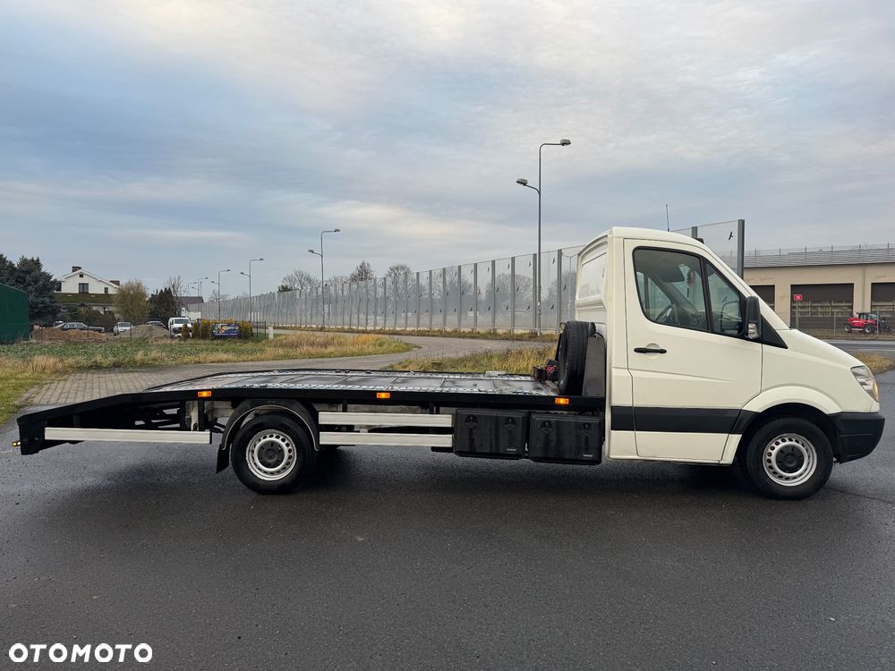 Mercedes-Benz Sprinter - 8