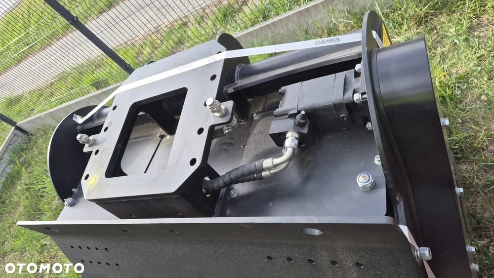 Caterpillar -HANER BAUMASCHINEN SEPARATOR/ŁYŻKA PRZESIEWAJĄCA , ROZDRABNIAJĄCA - 6