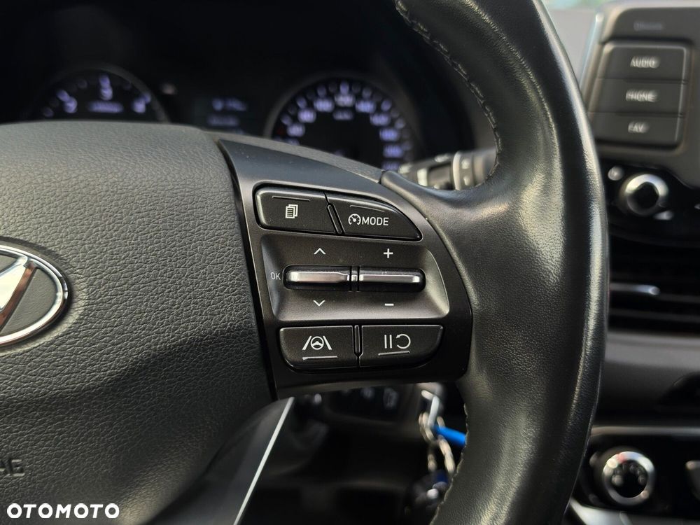 Hyundai i30 1.6 D Classic + - 15